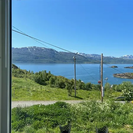 Bestefarhuset Holiday home