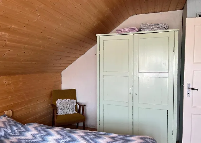 別荘 Bestefarhuset *