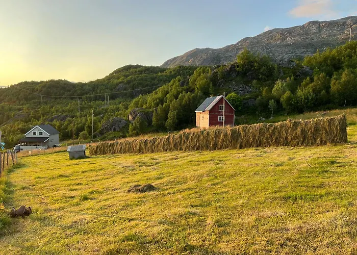 別荘 Bestefarhuset Hakkstabben