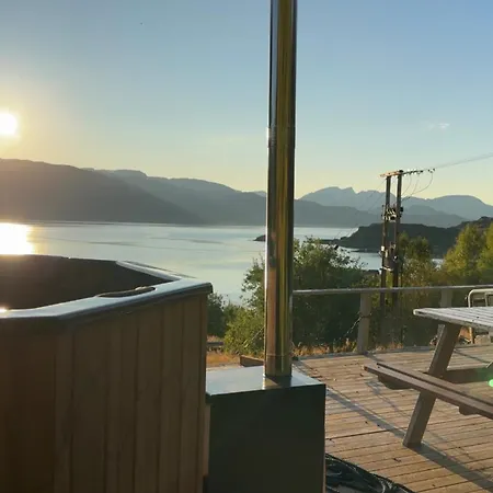 Bestefarhuset Casa de Férias Hakkstabben